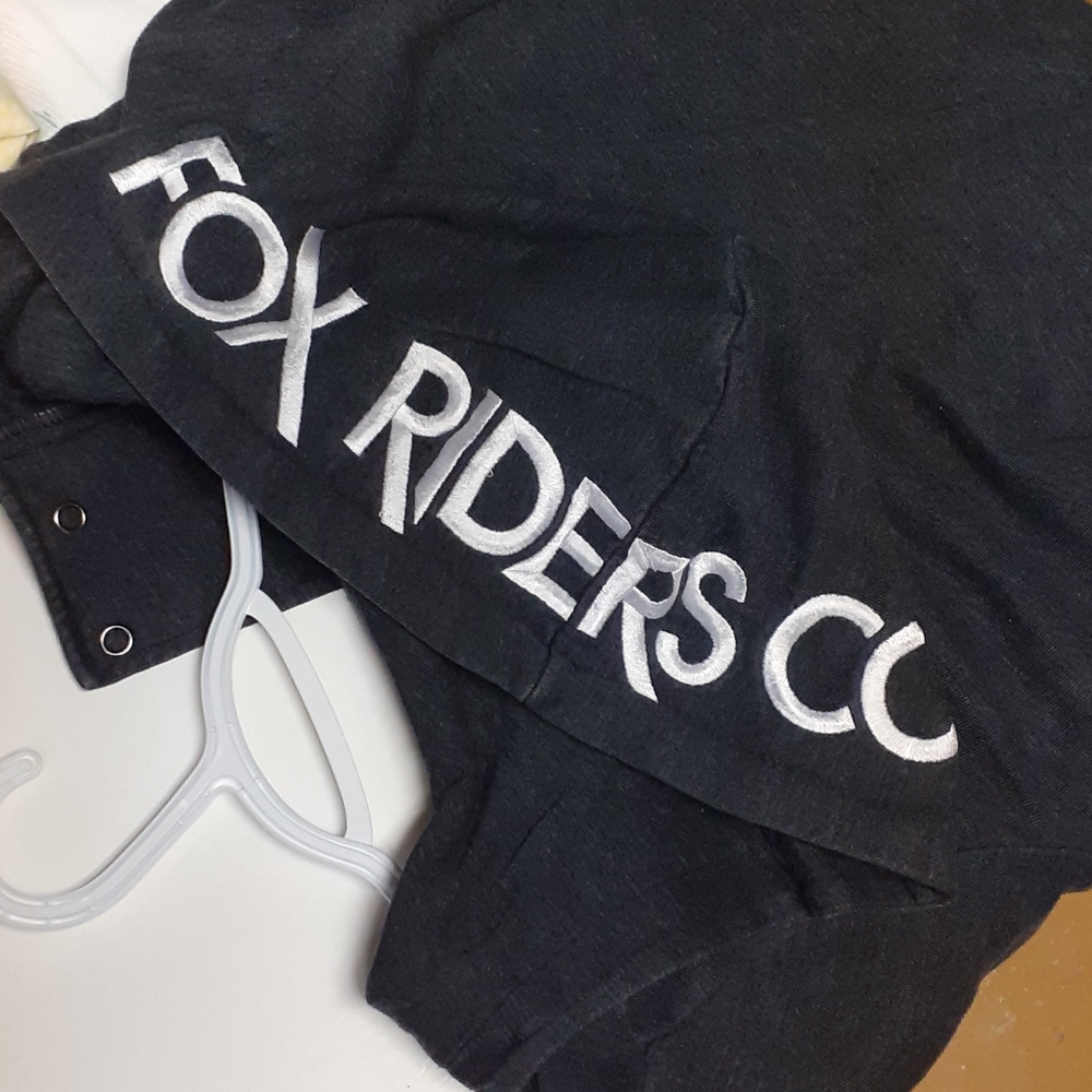 Fox Zip Sweater - Picture 2 of 4